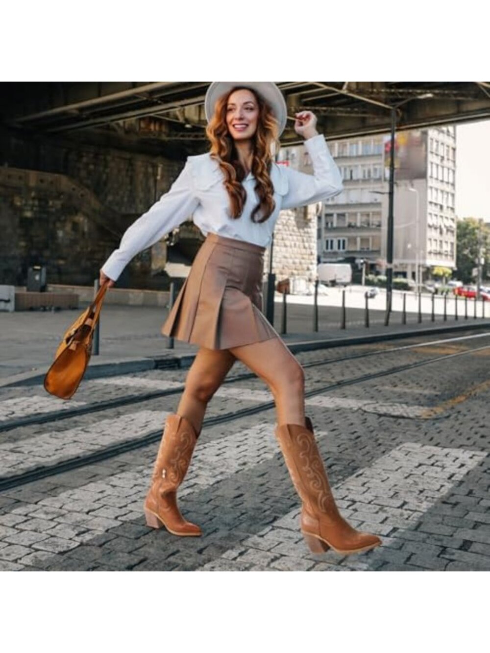 Stylish Knee-High Cowboy Boots for Women | Trendy Cowgirl Footwear - Picture 3 of 6